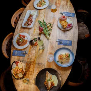 Verschillende verse gerechten van restaurant Lauwersmeer Het Raadsel van de Wadden in Oostmahorn Friesland.